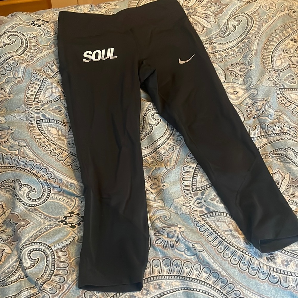 Nike SoulCycle Dri-Fit Crop Leggings
